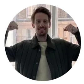 "J'ai un mode de vie sain, je ne bois pas et fais du sport régulièrement. Pas de chance, mon cancer est en fait lié à une infection au HPV et à mon époque on ne vaccinait que les filles car on pensait que les garçons n'étaient pas concernés"