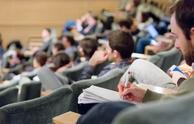 Cours internationaux